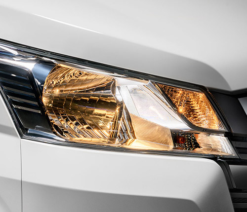 Изображение на странице Lexus safety-and-calm_500x430_tcm-3020-1696093.jpg